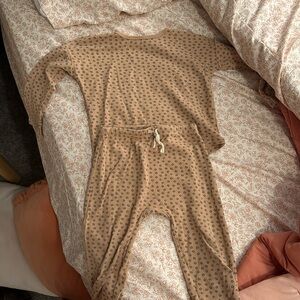 Quincy Mae 4-5T little girl matching set